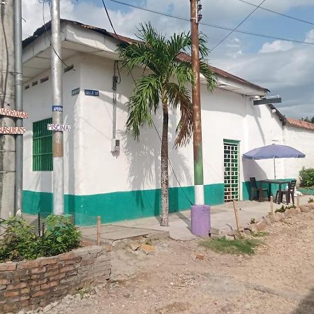 La Estacion Del Refugio Hotel Girardot Exterior photo